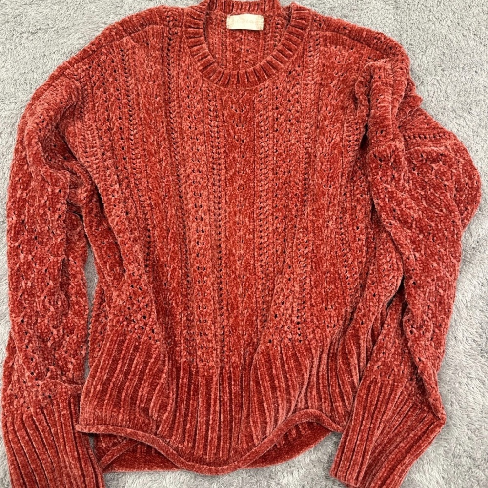 Altar’d state sweater S